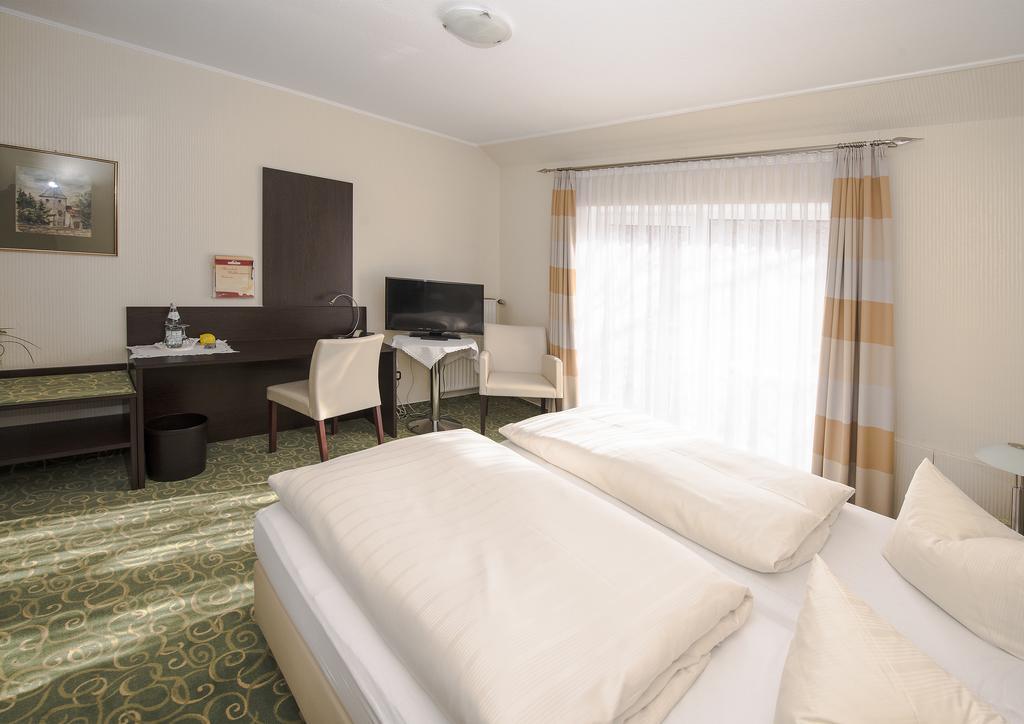 Land-Gut-Hotel Rohdenburg Lilienthal  Rum bild